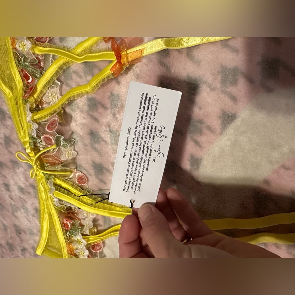 For love & lemons garter - Picture 6 of 6